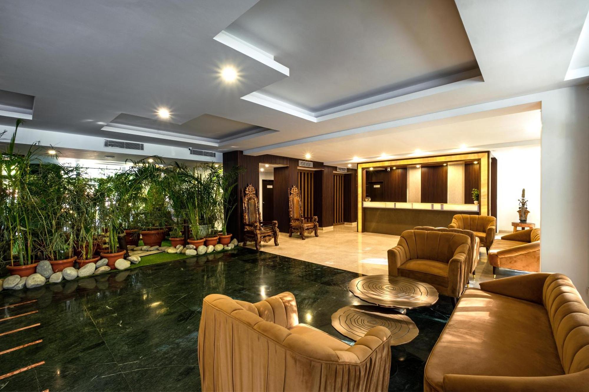 Country Inn Ayodhya - Opposite Airport Zewnętrze zdjęcie